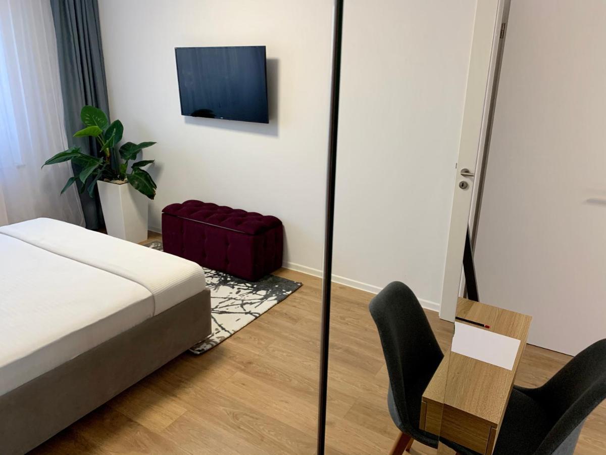 Executive Apartment Avantgarden Coresi 브라쇼브 외부 사진